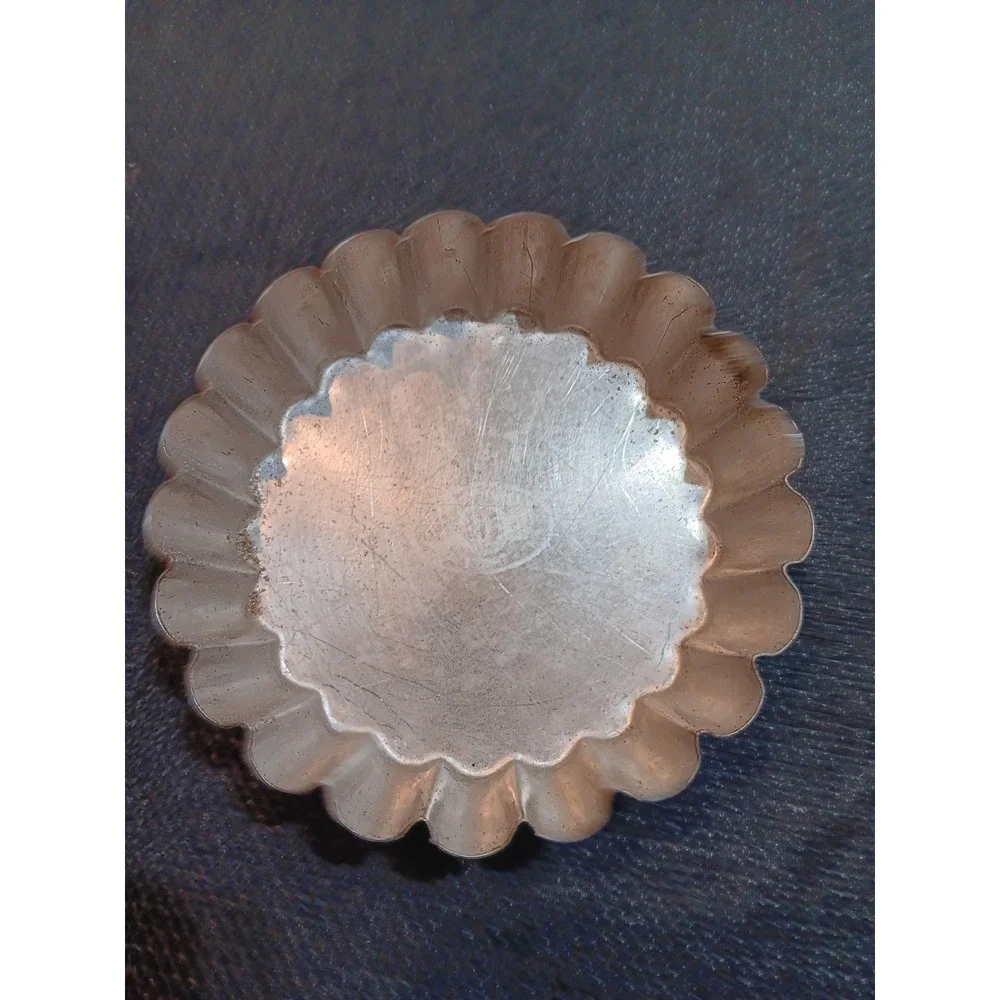 Le Cordon Bleu France Vintage Fluted‎ Tartlet Molds Set of 6 Silver Baking Pans